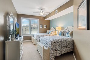 3 makuuhuonetta, työpöytä, silitysrauta/-lauta, ilmainen Wi-Fi