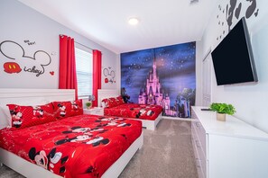 3 bedrooms, iron/ironing board, free WiFi, bed sheets