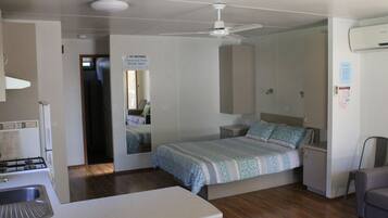 Family Cabin (1) | 2 bedrooms, bed sheets