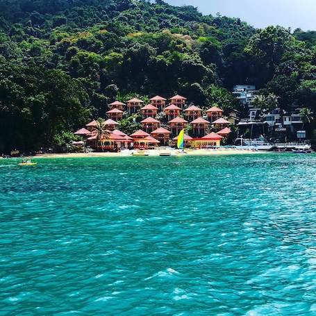 Front of property. Villamas Perhentian Resort