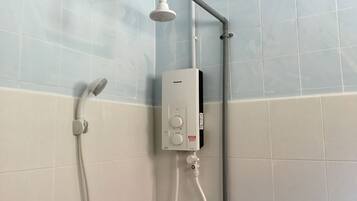 Traditional Chalet | Bilik Mandi | Pancuran mandi, kelengkapan dandanan diri percuma, bidet