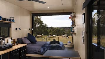 1 bedroom, travel cot, WiFi, bed sheets