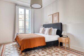 2 soverom, strykejern/-brett, wi-fi og sengetøy