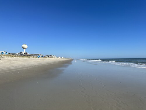 Holy Mackerel -Gorgeous, large home -Ocean view & Sound view -Great for families