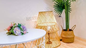 Luxury Cabin, 5 Bedrooms | WiFi (free)