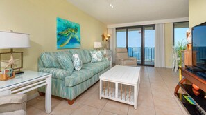 Condo, 1 quarto | Área de estar