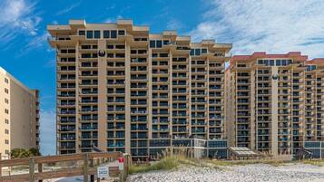 Condo, 3 Bedrooms | Exterior