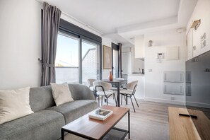 Televisión, estéreo