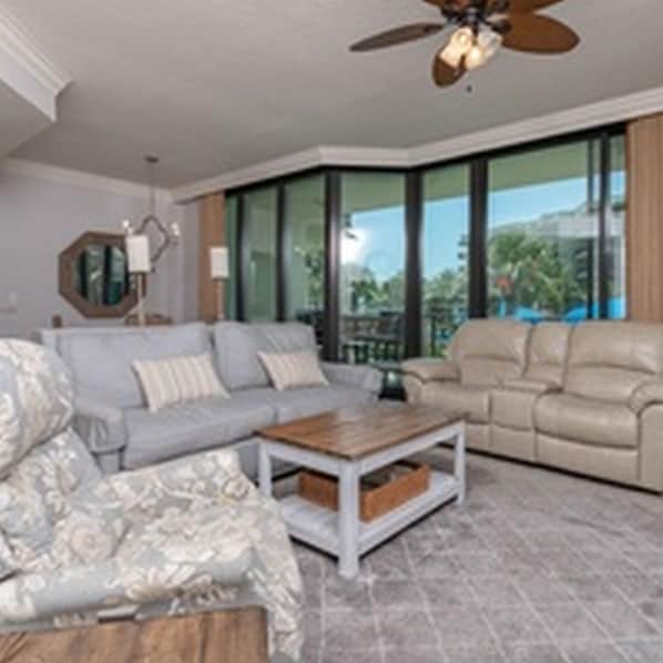 Leilighet, 2 soverom | Oppholdsområde