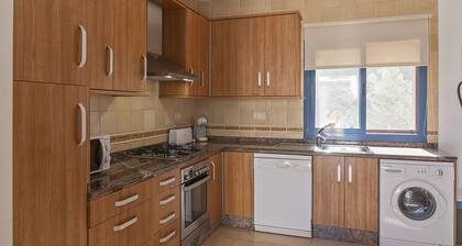 ES LLIRI BLANC - Wonderful house with views of the countryside and free WiFi.