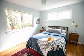 3 bedrooms, free WiFi, bed sheets