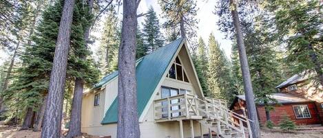 House, 3 Bedrooms | Exterior