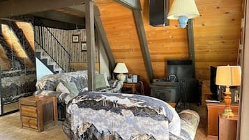 House, 3 Bedrooms | Interior detail