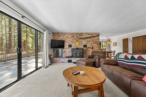 Casa, 3 habitaciones | Área de sala de estar