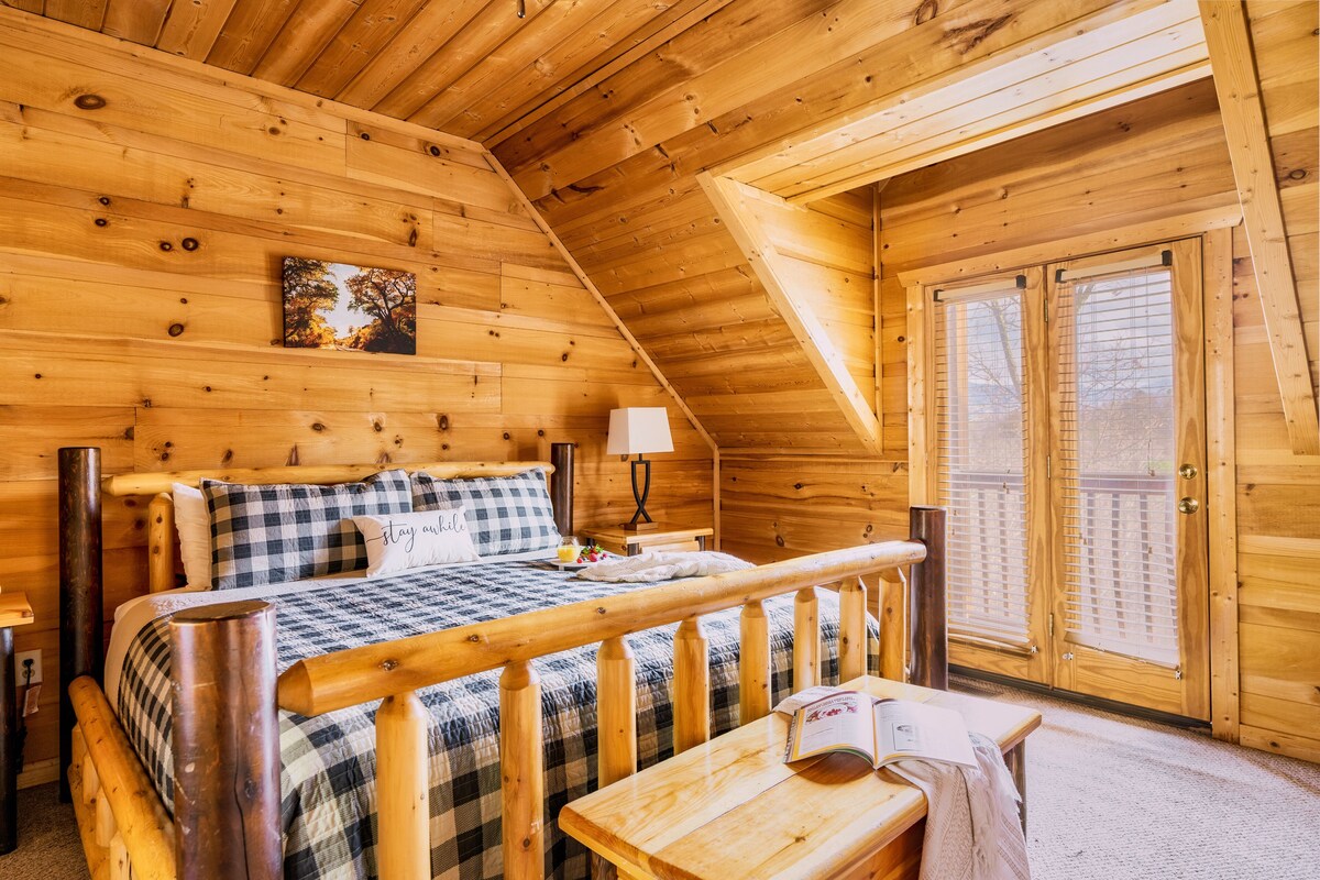 Photo 99 of The Alpine Chalet-Location, Views, Theatre Room, Hot tub, Game Room!