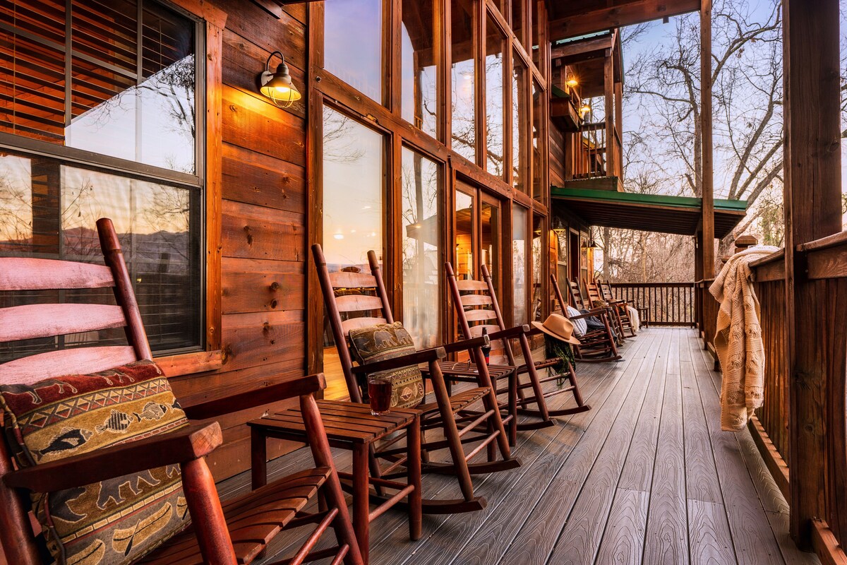 Photo 81 of The Alpine Chalet-Location, Views, Theatre Room, Hot tub, Game Room!