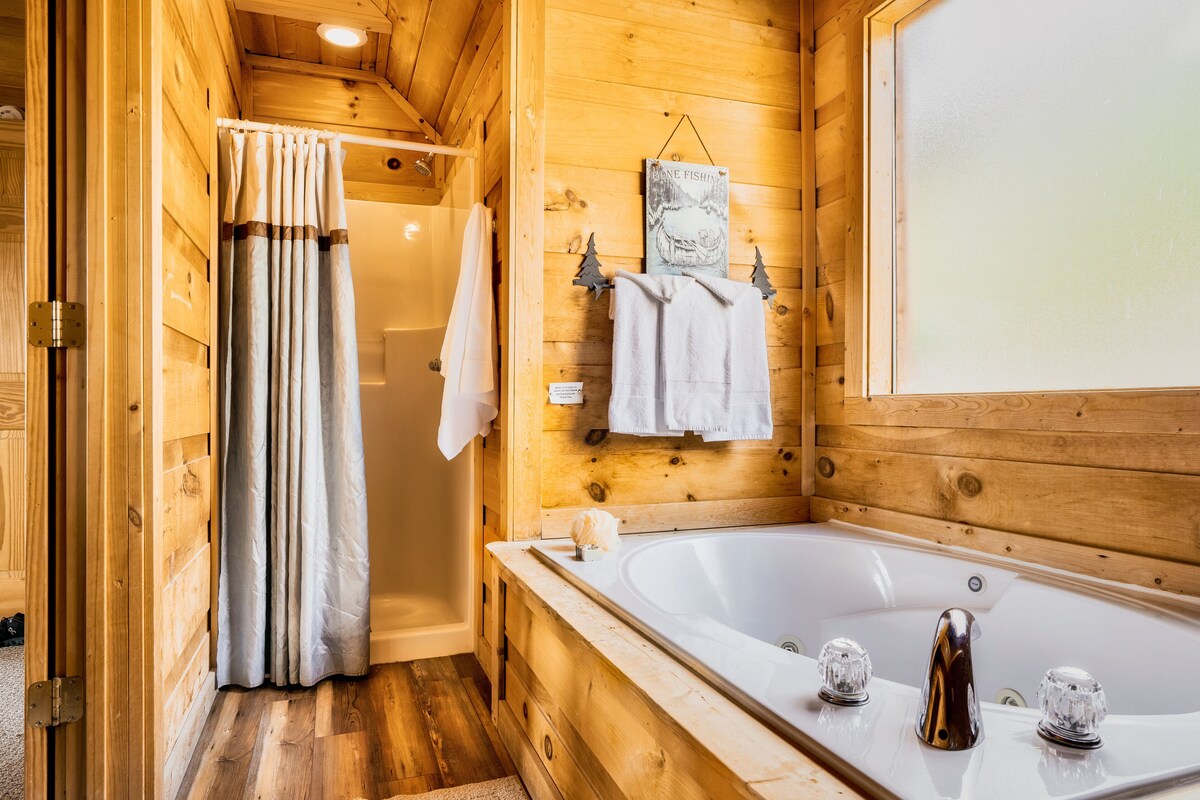 Photo 103 of The Alpine Chalet-Location, Views, Theatre Room, Hot tub, Game Room!
