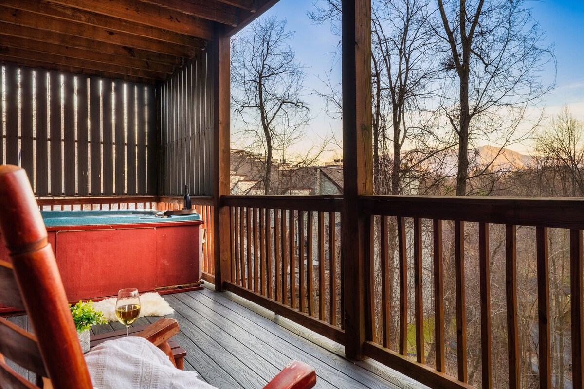 Photo 115 of The Alpine Chalet-Location, Views, Theatre Room, Hot tub, Game Room!