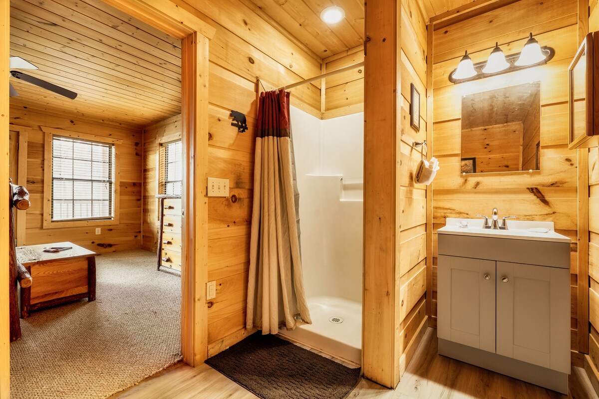 Photo 93 of The Alpine Chalet-Location, Views, Theatre Room, Hot tub, Game Room!