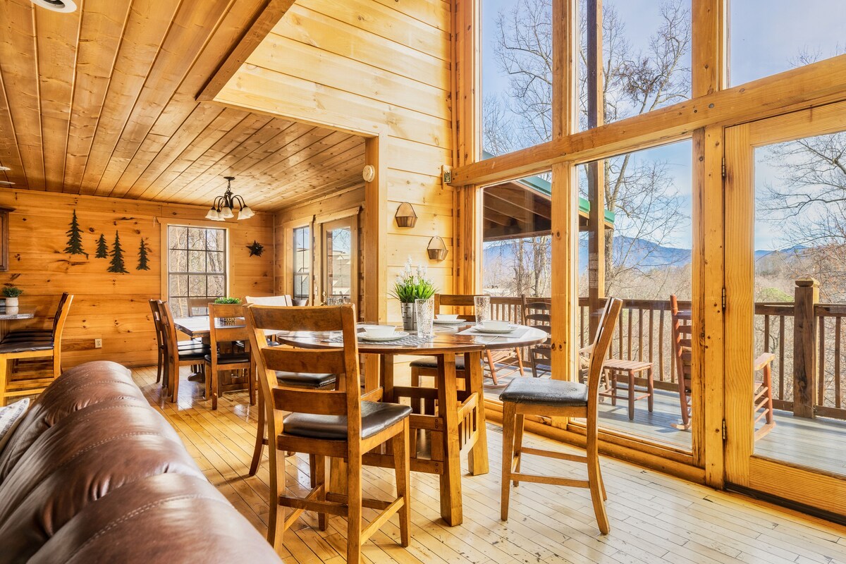 Photo 71 of The Alpine Chalet-Location, Views, Theatre Room, Hot tub, Game Room!