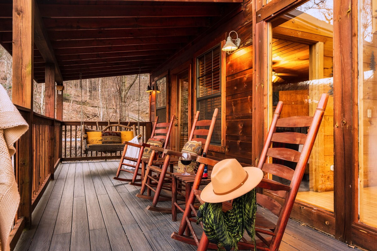 Photo 80 of The Alpine Chalet-Location, Views, Theatre Room, Hot tub, Game Room!