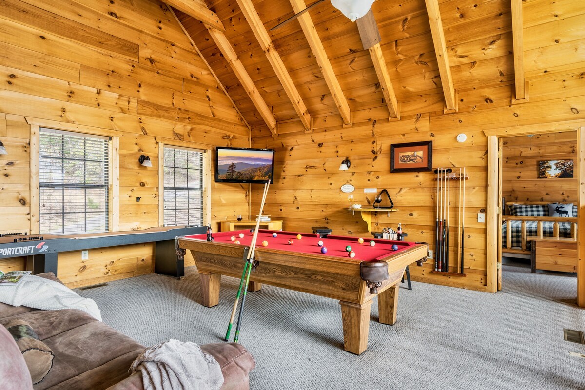 Photo 85 of The Alpine Chalet-Location, Views, Theatre Room, Hot tub, Game Room!