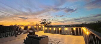 Caballo Bay at Horseshoe Bay | Sylish Retreat with Stunning Lake LBJ Views, Pool