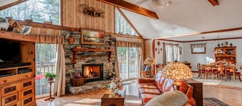 3BR mountain-view cabin with fireplace, deck, grill, & firepit