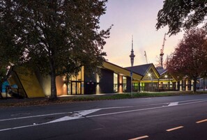 Exterior - 1-Bedroom Lovely Nest in CBD (Auckland)