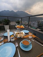 อาหารและเครื่องดื่ม