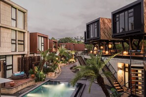 Front of property - Deer Chaser Hotel (Yuchi)
