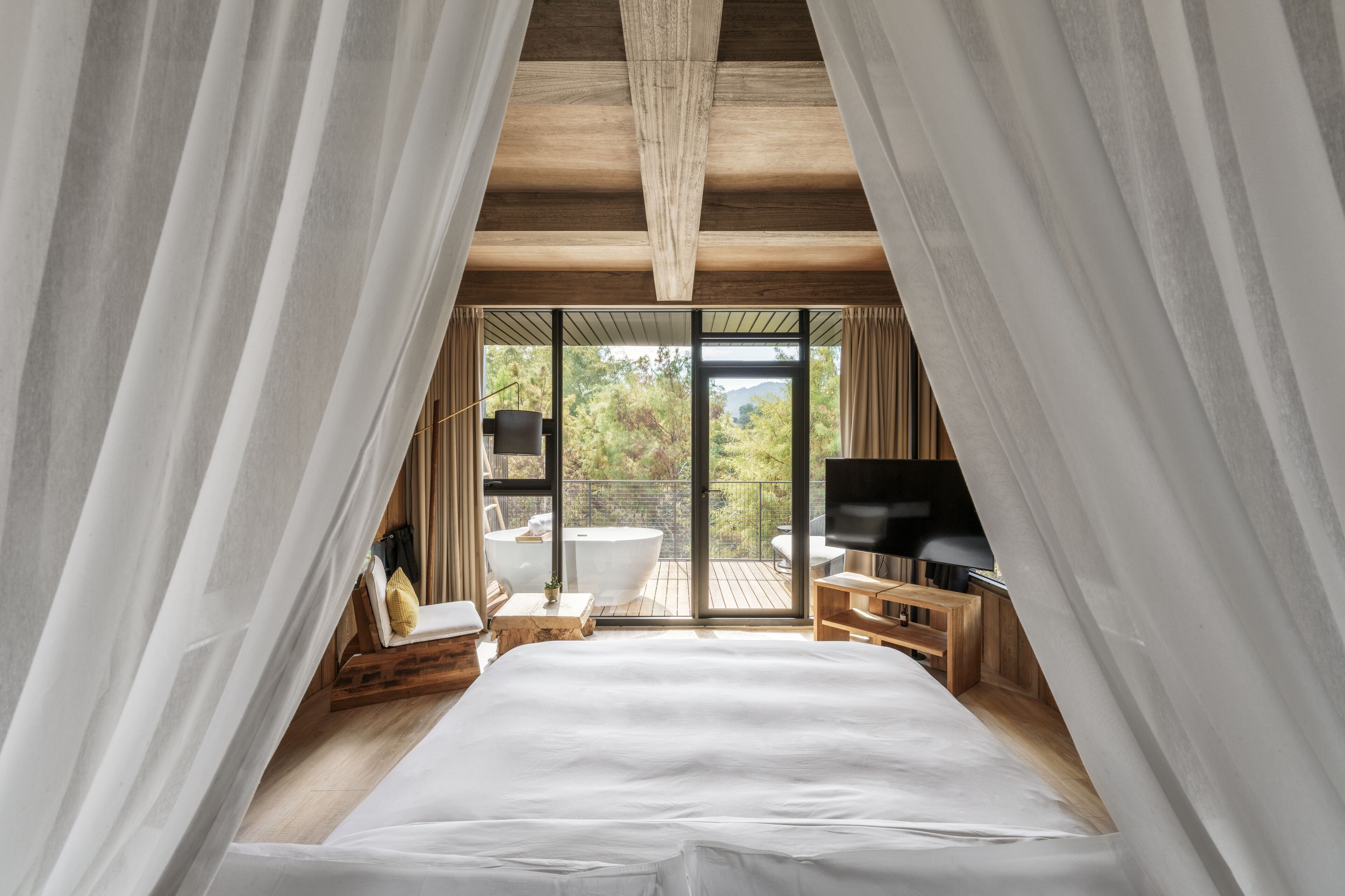 Gallery Room | Premium bedding, down comforters, memory foam beds, free minibar items