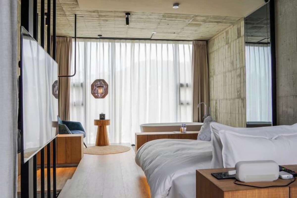 Premium bedding, down comforters, memory foam beds