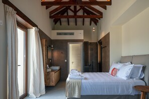 4 sovrum, strykjärn/strykbräda, gratis wi-fi och sängkläder