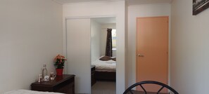 Family Room | Interior - Lioness B&B  (Dunedin)