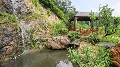Chungnam Cheong-yang Ekohillinghauseu