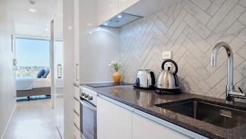 Fridge, microwave, oven, stovetop