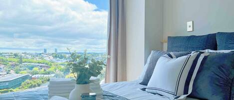 1 bedroom, iron/ironing board, free WiFi, bed sheets