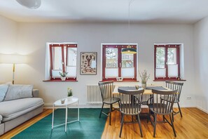 Standard Apartment | Blackout curtains, iron/ironing board, free WiFi, bed sheets - Apartments Kassebohmer Weg (Rostock)
