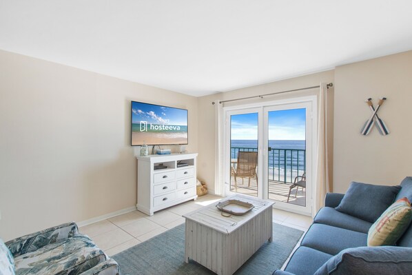 Signature-Apartment, 3 Schlafzimmer, Balkon, Strandblick | Wohnzimmer