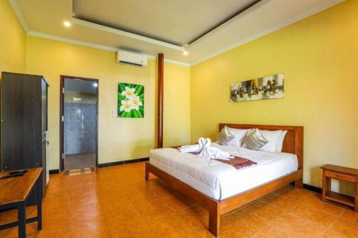 Quartos à prova de som, Wi-Fi de cortesia, roupa de cama