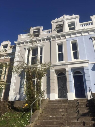 Large house with parking located near city centre