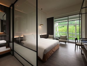 Premium bedding, down comforters, pillowtop beds, free minibar - Orient Luxury Hotel-Jiao Xi (Jiaoxi)