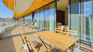 Deluxe Apartment, 1 Bedroom | Terrace/patio - Petek Residence by NewInn (Istanbul)