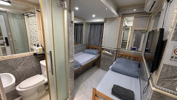 Family Room | Free WiFi