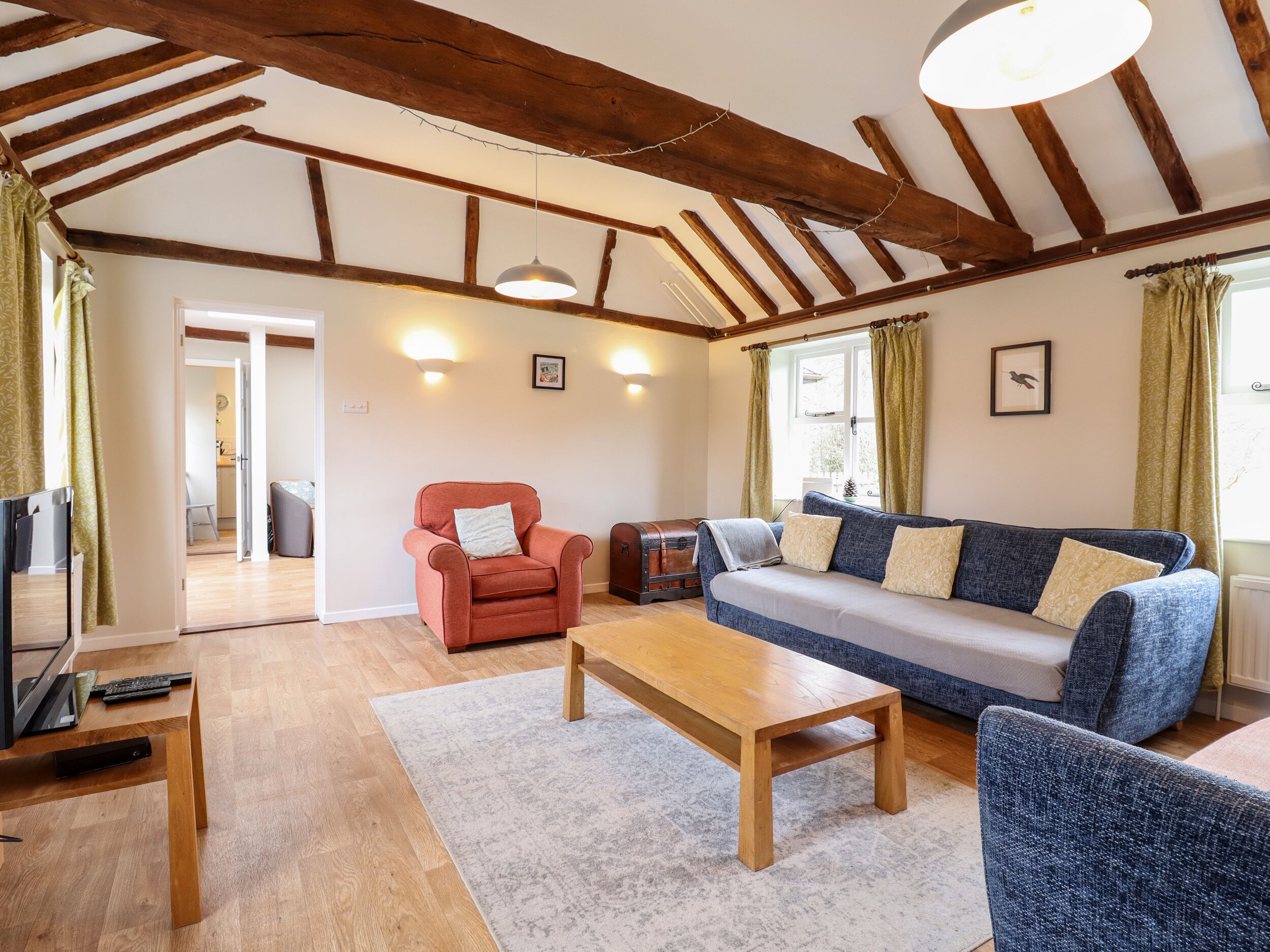 The Brambles, Pet Friendly, Character Holiday Cottage In Polstead - Suffolk