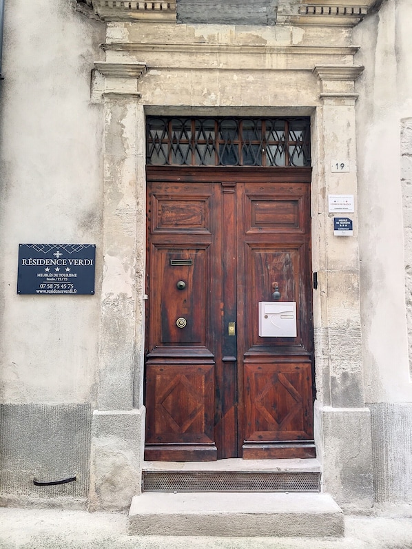 Fachada del alojamiento