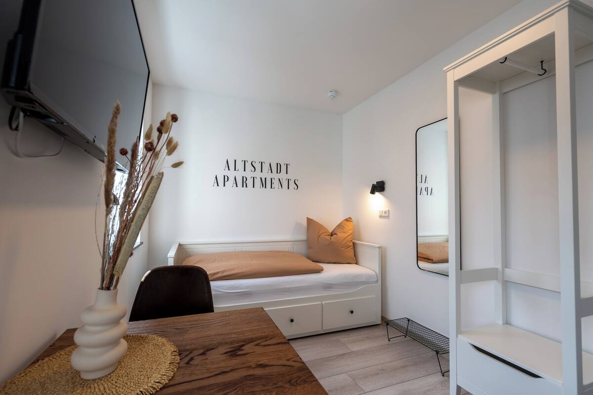 Superior Apartment, Kitchen, City View | Laptop workspace, WiFi (free)