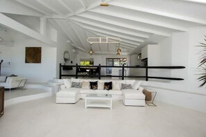 تلفزيون ذكي