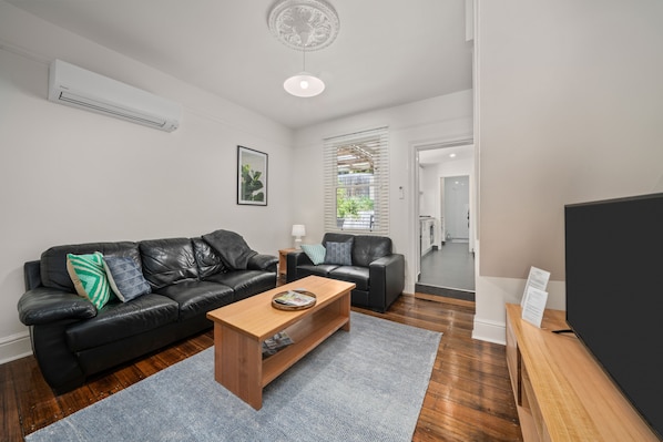 TV connectée, cheminée